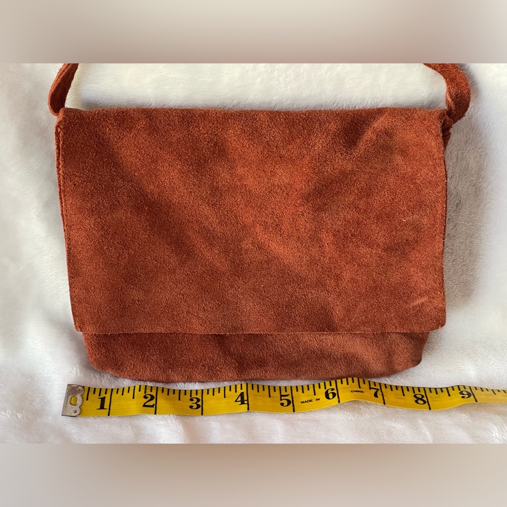 New world, market, leather Crossbody purse, rust color with tags - Picture 7 of 10